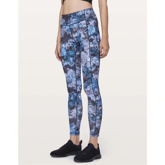 Lululemon Speed Up Tight Full-On Luxtreme 28" In Screen Camo Multi Blue Purple 6